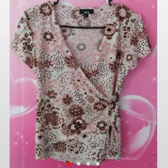 THE CUTEST Y2K FLORAL WRAP BLOUSE 🥺🔥💕 - Picture 1 of 4